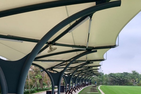 Thi công mái che  sân tập Golf Ecopark bằng cấu trúc bạt căng